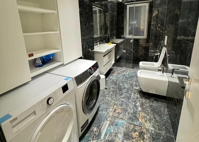 In Blanc アパート ティラナ